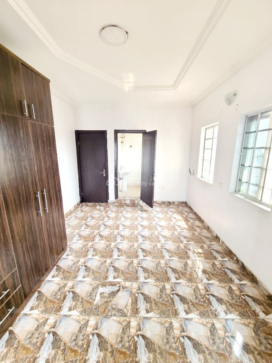 Newly Renovated 3 Bedroom Flat, Osapa London Estate, Osapa, Lekki, Lagos, Flat / Apartment for Rent