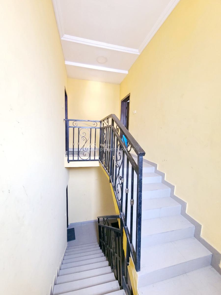 Newly Renovated 3 Bedroom Flat, Osapa London Estate, Osapa, Lekki, Lagos, Flat / Apartment for Rent