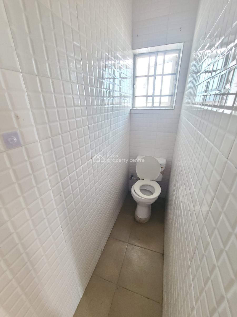 Newly Renovated 3 Bedroom Flat, Osapa London Estate, Osapa, Lekki, Lagos, Flat / Apartment for Rent