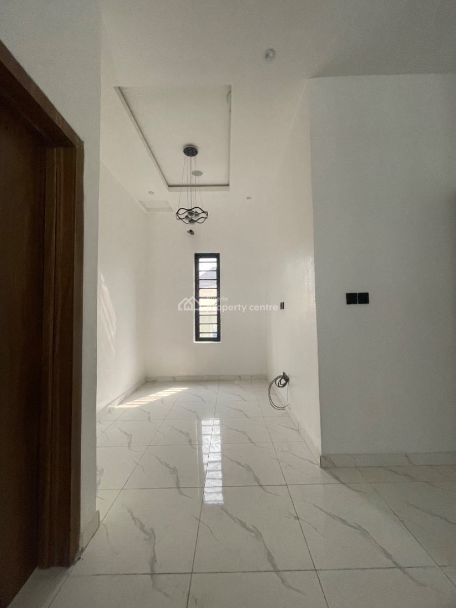 Spacious 5 Bedroom Fully Detached Duplex with Bq, Ajah, Lagos, Detached Duplex for Sale