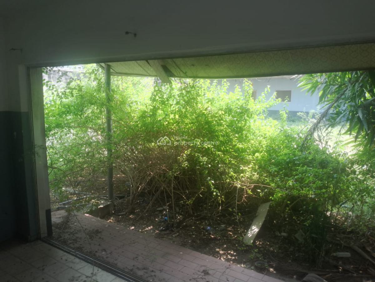 7bedroom Detached Duplex + B.qs on 1,400 Sqm Landspace., Ikeja Gra, Ikeja, Lagos, Detached Duplex for Rent