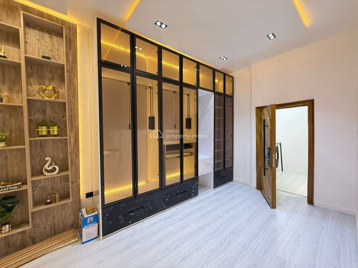 Luxury Furnished Duplex, Off Admiralty Road, Lekki Phase 1, Lekki, Lagos, Terraced Duplex for Sale