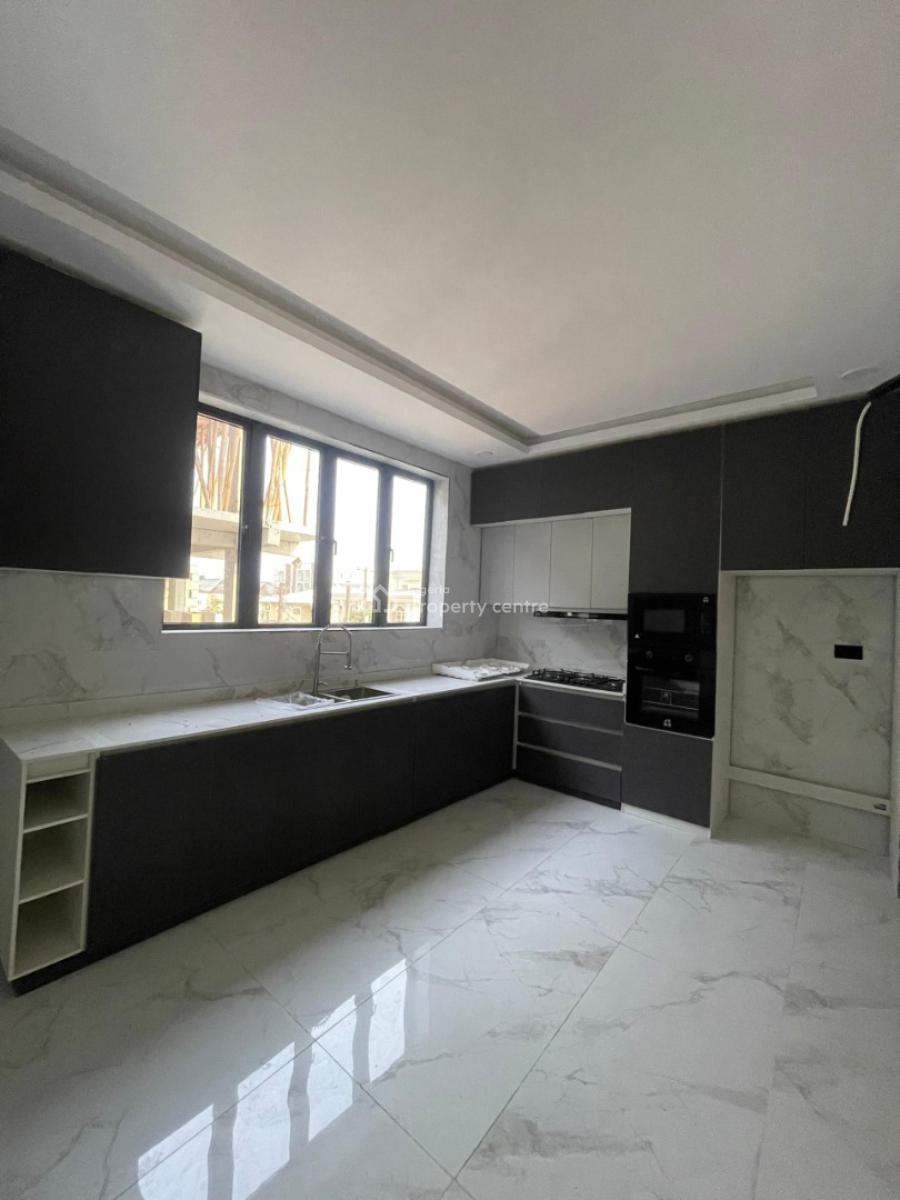 Gorgeously Built 5 Bed Terrace Duplex with Private Compound, Lekki Phase 1, Lekki, Lagos, Terraced Duplex for Sale