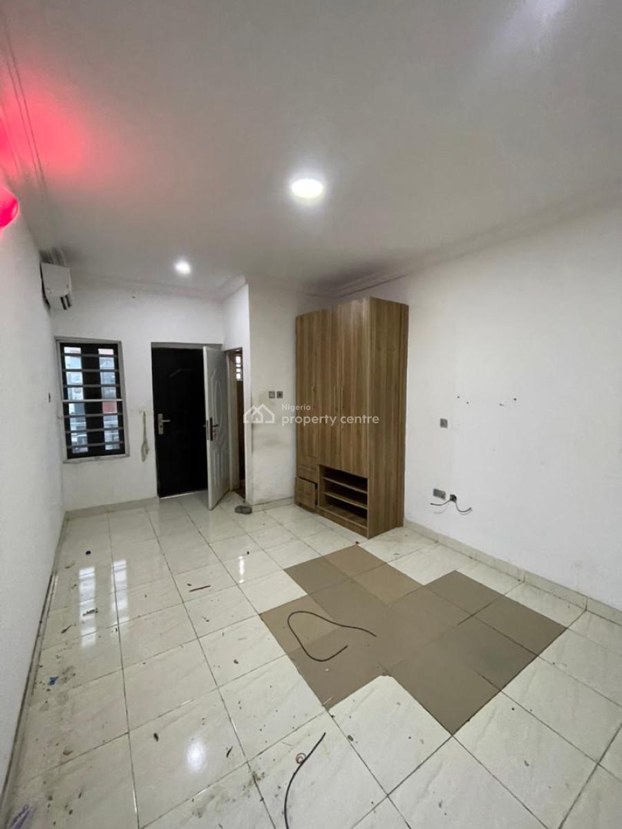 Service 2 Bedroom Flat, Ikota, Lekki Expressway, Lekki, Lagos, House for Rent