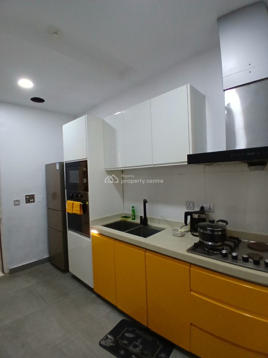 Serviced 1 Bedroom En-suite Flat. It Comes Furnished and Unfurnished W, Ikate, Lekki, Lagos, Mini Flat (room and Parlour) for Rent