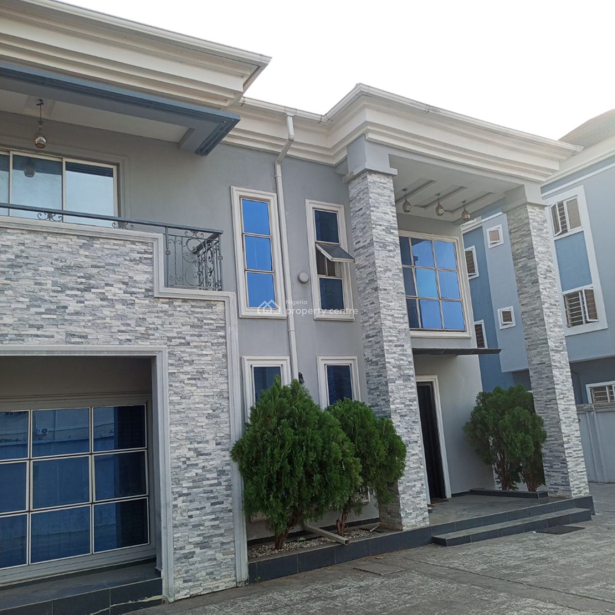 Fully Furnished Hotel, Mobil Road, Ilaje, Ajah, Lagos, Hotel / Guest House for Rent