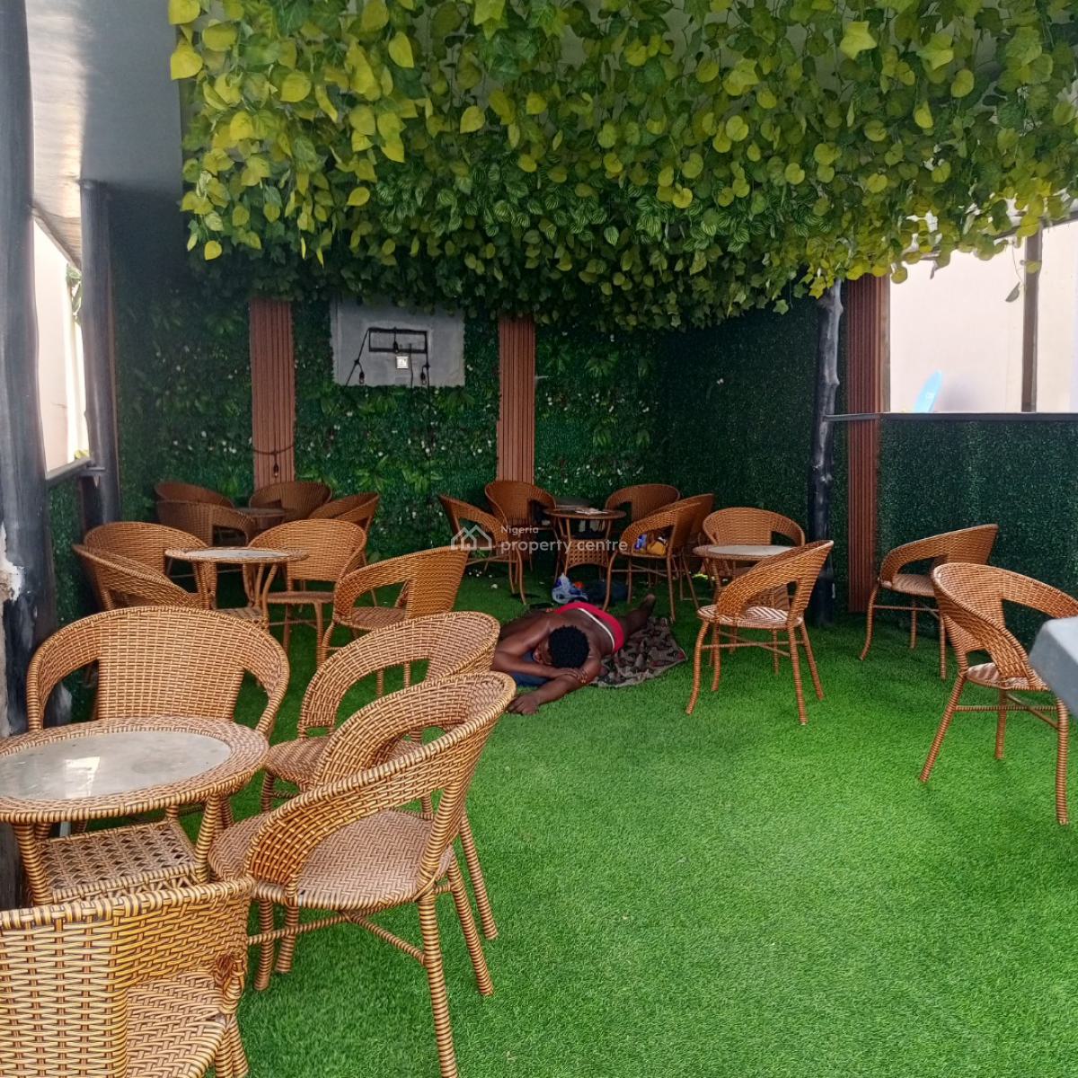 Fully Furnished Hotel, Mobil Road, Ilaje, Ajah, Lagos, Hotel / Guest House for Rent