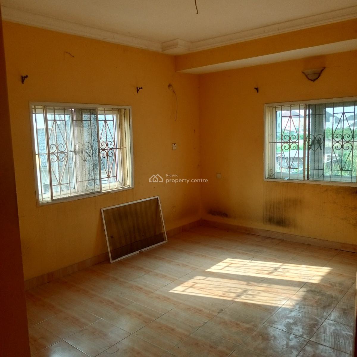 Spacious and Sharp 3bedroom Apartment, Mobil Road, Ilaje, Ajah, Lagos, Flat / Apartment for Rent