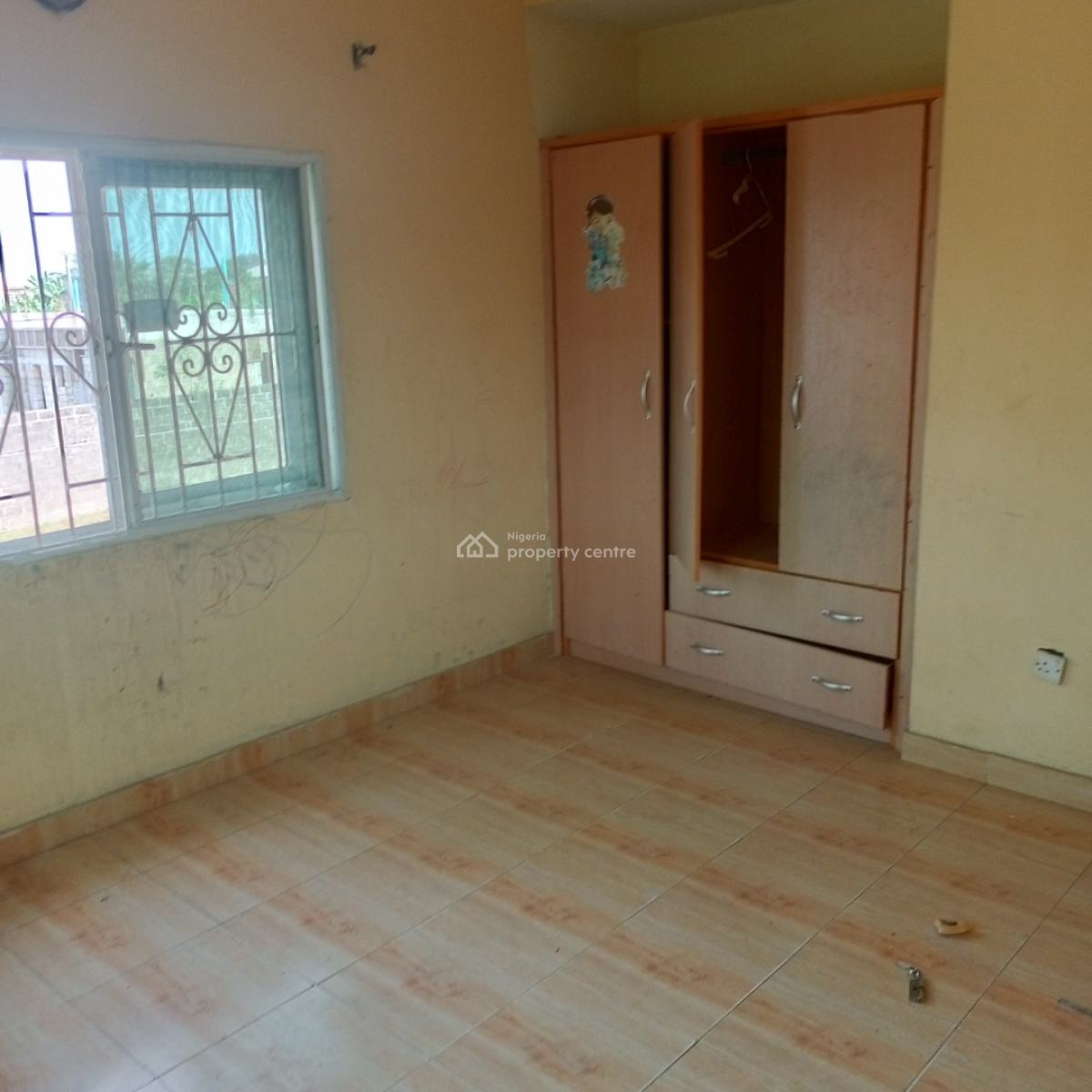 Spacious and Sharp 3bedroom Apartment, Mobil Road, Ilaje, Ajah, Lagos, Flat / Apartment for Rent