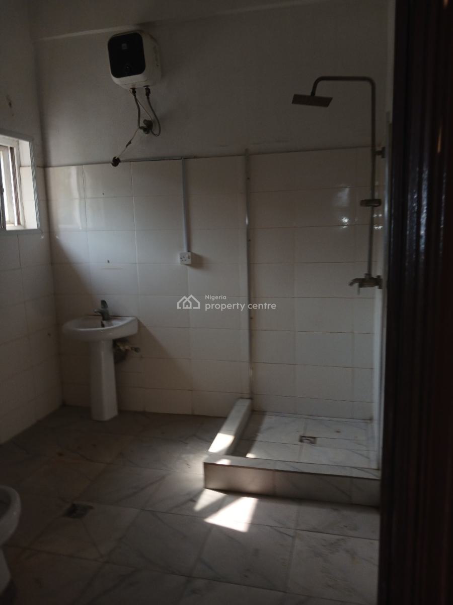 3 Bedroom Apartment in a Call in Estate, Eleganza Gardens at Vgc Bis Stop, Vgc, Lekki, Lagos, Flat / Apartment for Rent