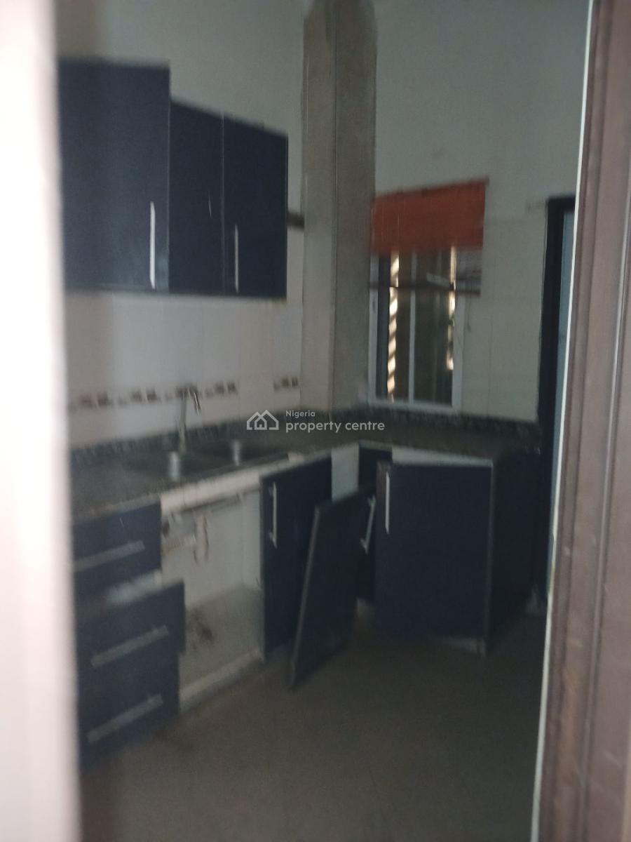 3 Bedroom Apartment in a Call in Estate, Eleganza Gardens at Vgc Bis Stop, Vgc, Lekki, Lagos, Flat / Apartment for Rent