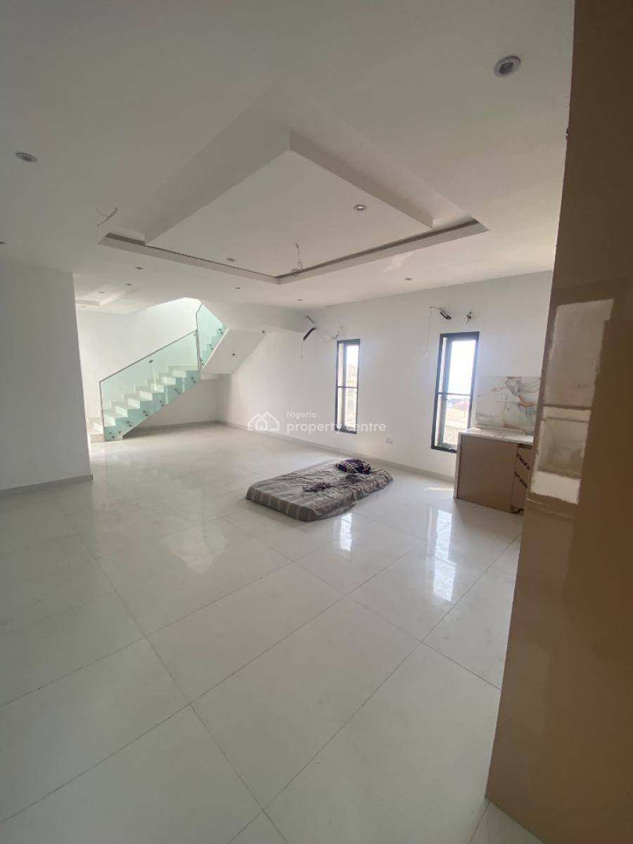 Seaview 3 Bedroom Maisonette with Bq, Atlantic View Estate, Alpha Beach Road., Igbo Efon, Lekki, Lagos, Flat / Apartment for Sale