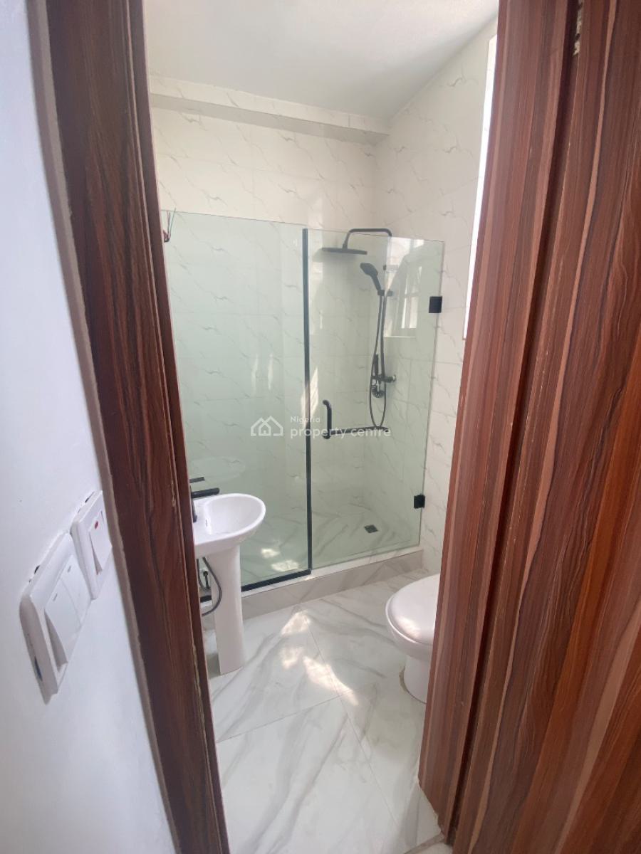 Seaview 3 Bedroom Maisonette with Bq, Atlantic View Estate, Alpha Beach Road., Igbo Efon, Lekki, Lagos, Flat / Apartment for Sale