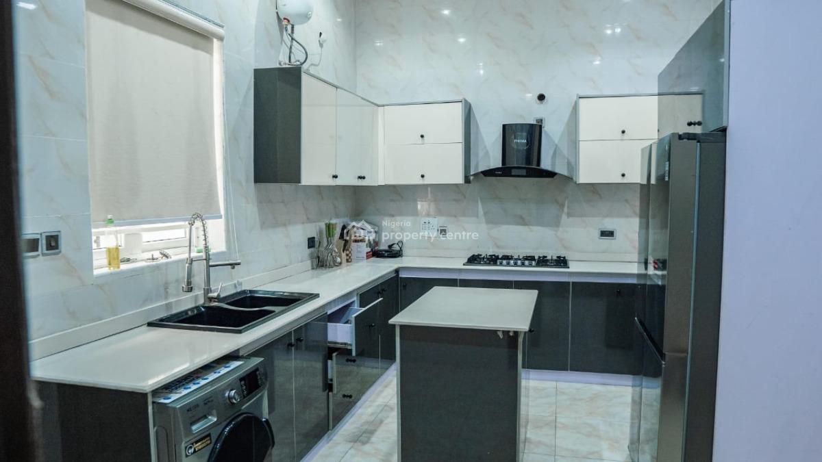 Clean and Luxury 4bedroom Detach Duplex in Chevron, Chevy View Estate, Lekki, Lagos, Semi-detached Duplex for Rent