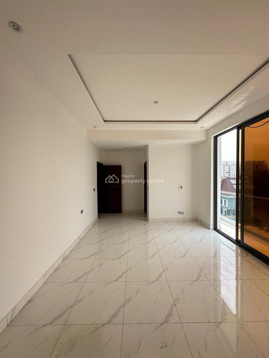 Exquisite Luxury Spacious 3 Bedroom Apartment with Bq and Gym, Lekki Phase 1, Lekki, Lagos, Block of Flats for Sale