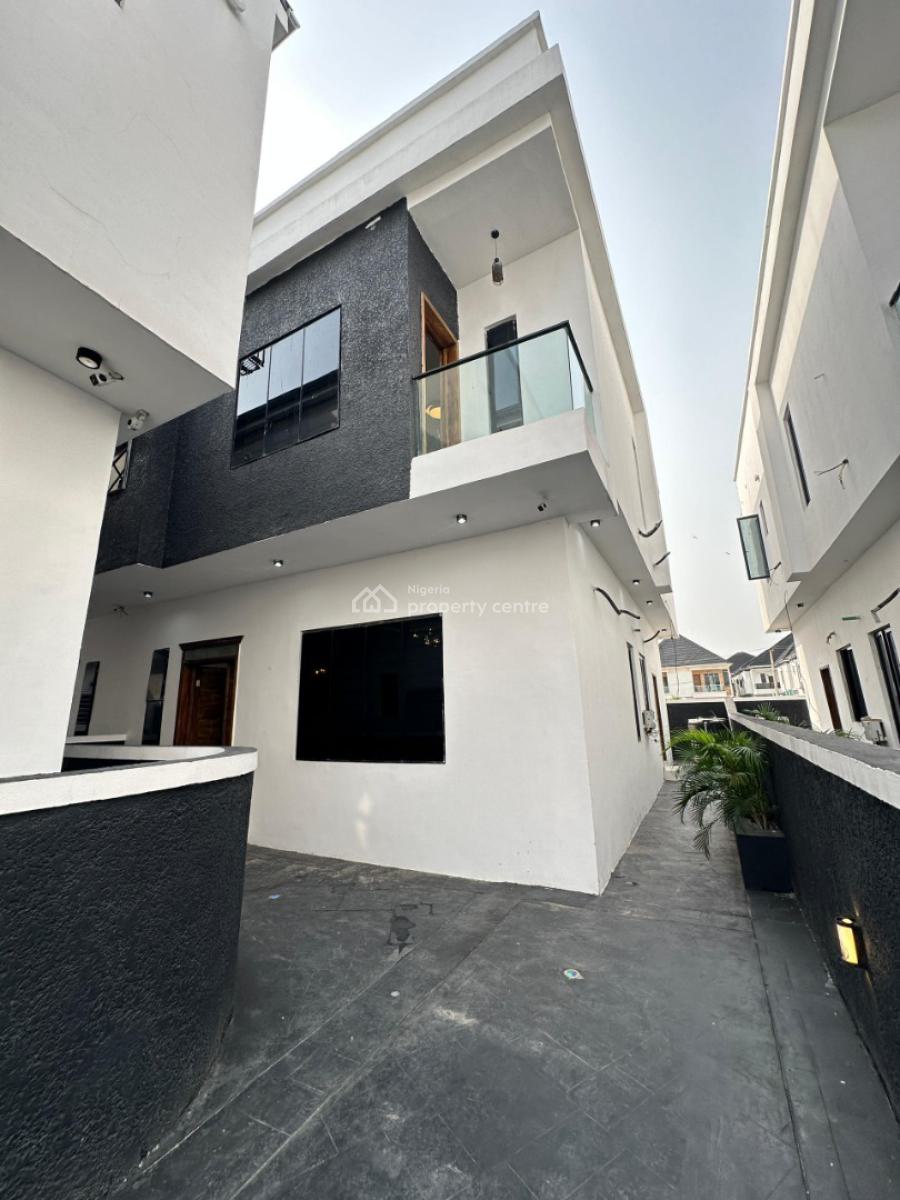 Well-built Spacious Luxury 4 Bedroom Semi-detached Duplex with Bq, Orchid, Lekki, Lagos, Semi-detached Duplex for Sale