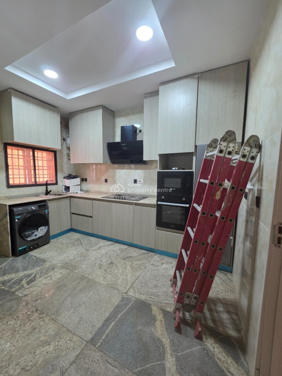 Luxury 4 Bedroom Terrace Duplex with Bq, Guzape District, Abuja, Terraced Duplex for Sale