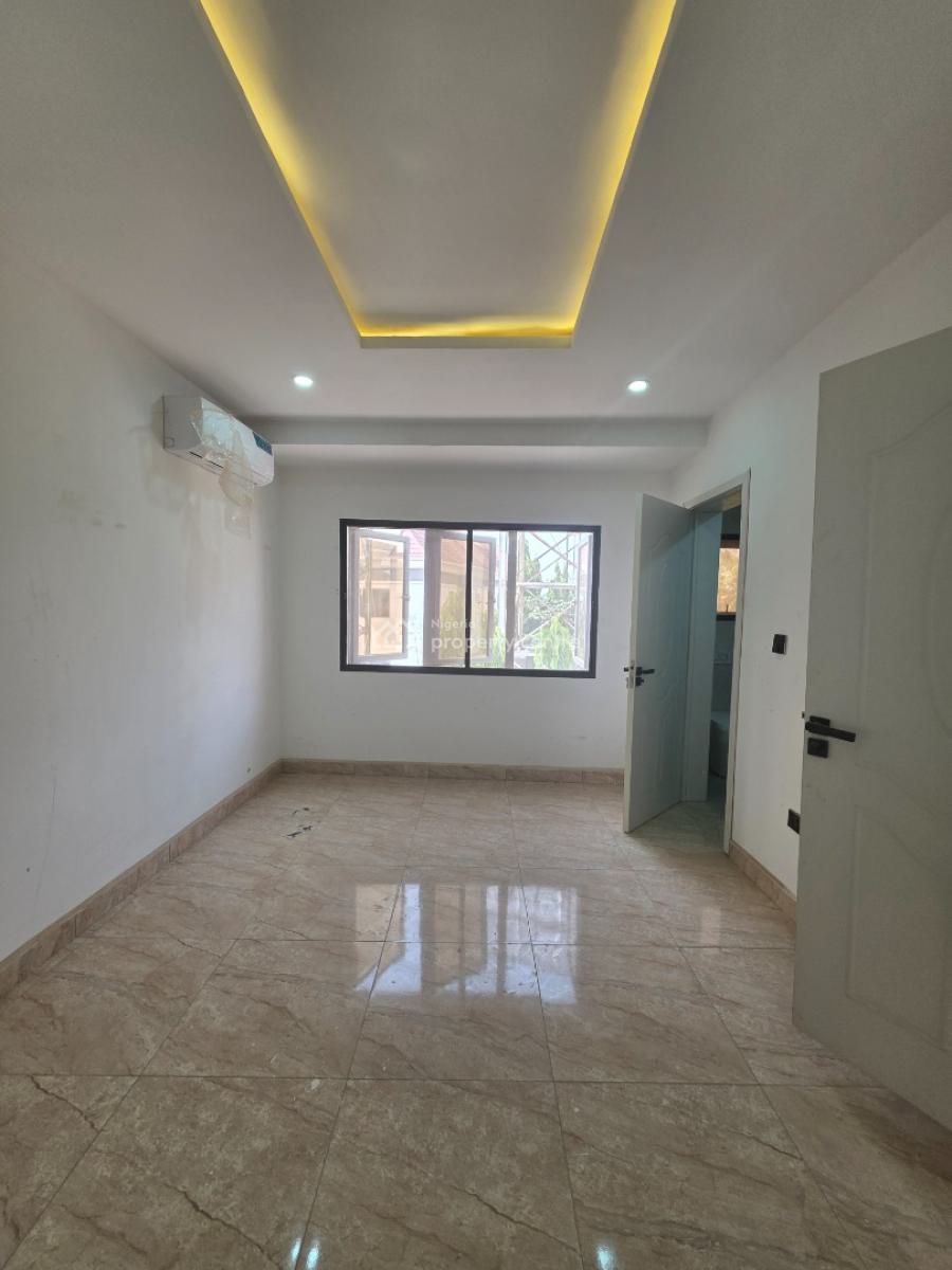Luxury 4 Bedroom Terrace Duplex with Bq, Guzape District, Abuja, Terraced Duplex for Sale
