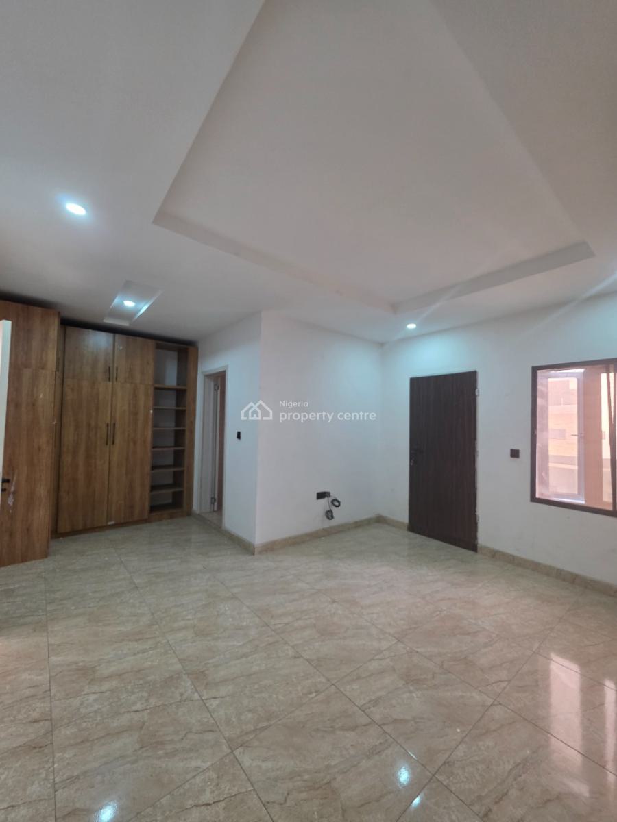 Luxury 4 Bedroom Terrace Duplex with Bq, Guzape District, Abuja, Terraced Duplex for Sale