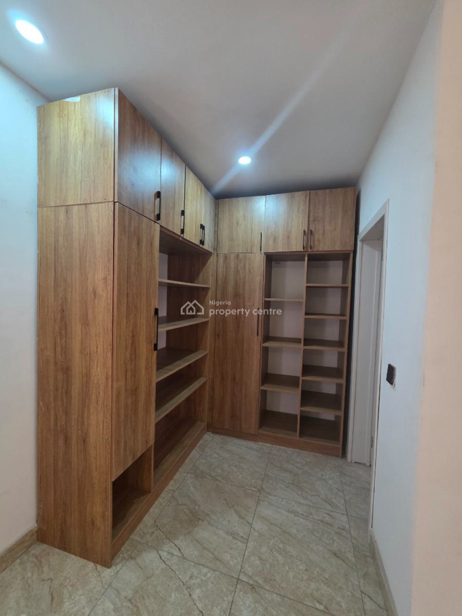 Luxury 4 Bedroom Terrace Duplex with Bq, Guzape District, Abuja, Terraced Duplex for Sale