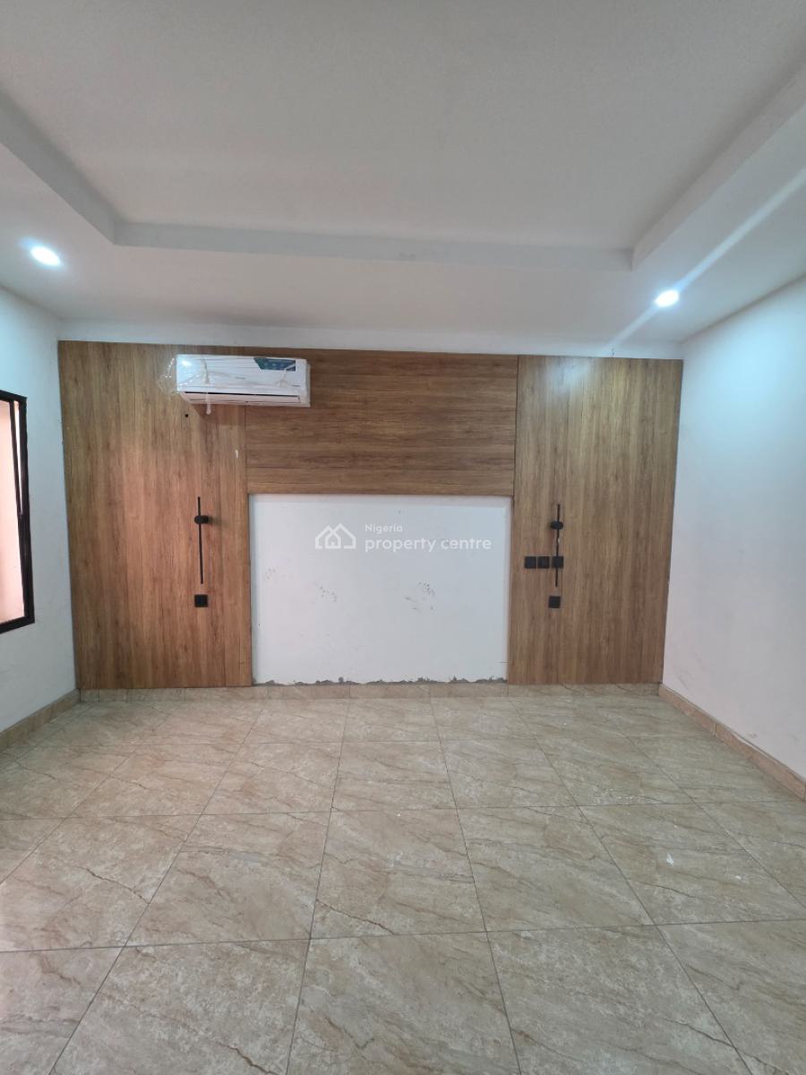 Luxury 4 Bedroom Terrace Duplex with Bq, Guzape District, Abuja, Terraced Duplex for Sale