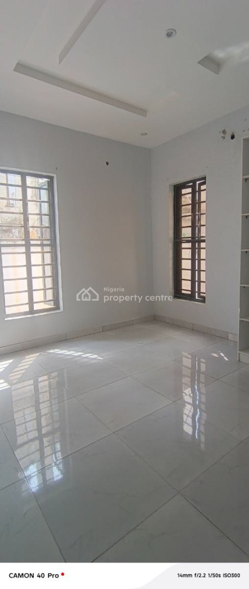 Mini Flat with Visitor Toilet in Lekki County, Westend Estate, Lekki, Lagos, Mini Flat (room and Parlour) for Rent