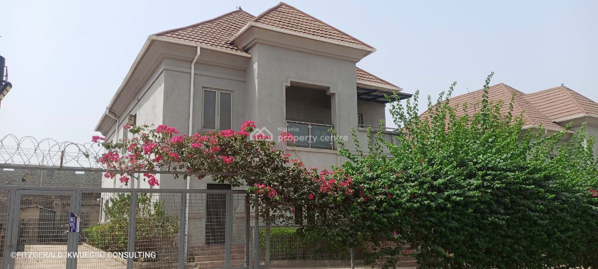 5bedrooms Detached Duplex with an Attached Bq, Streamwood, Lugbe District, Abuja, Detached Duplex for Sale