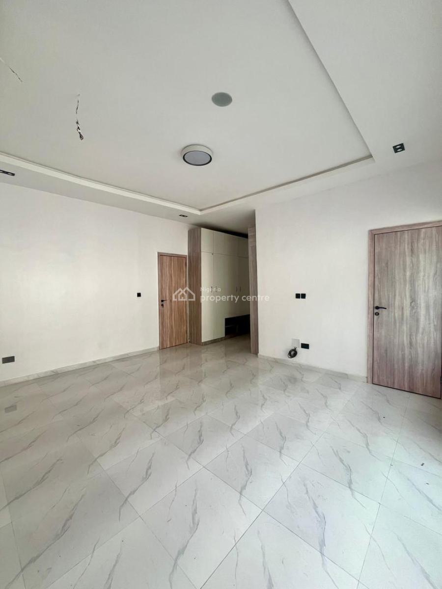 Well Built 4 Terraced Duplex with Bq in a Serene Environment, Ikota, Lekki, Lagos, Terraced Duplex for Sale