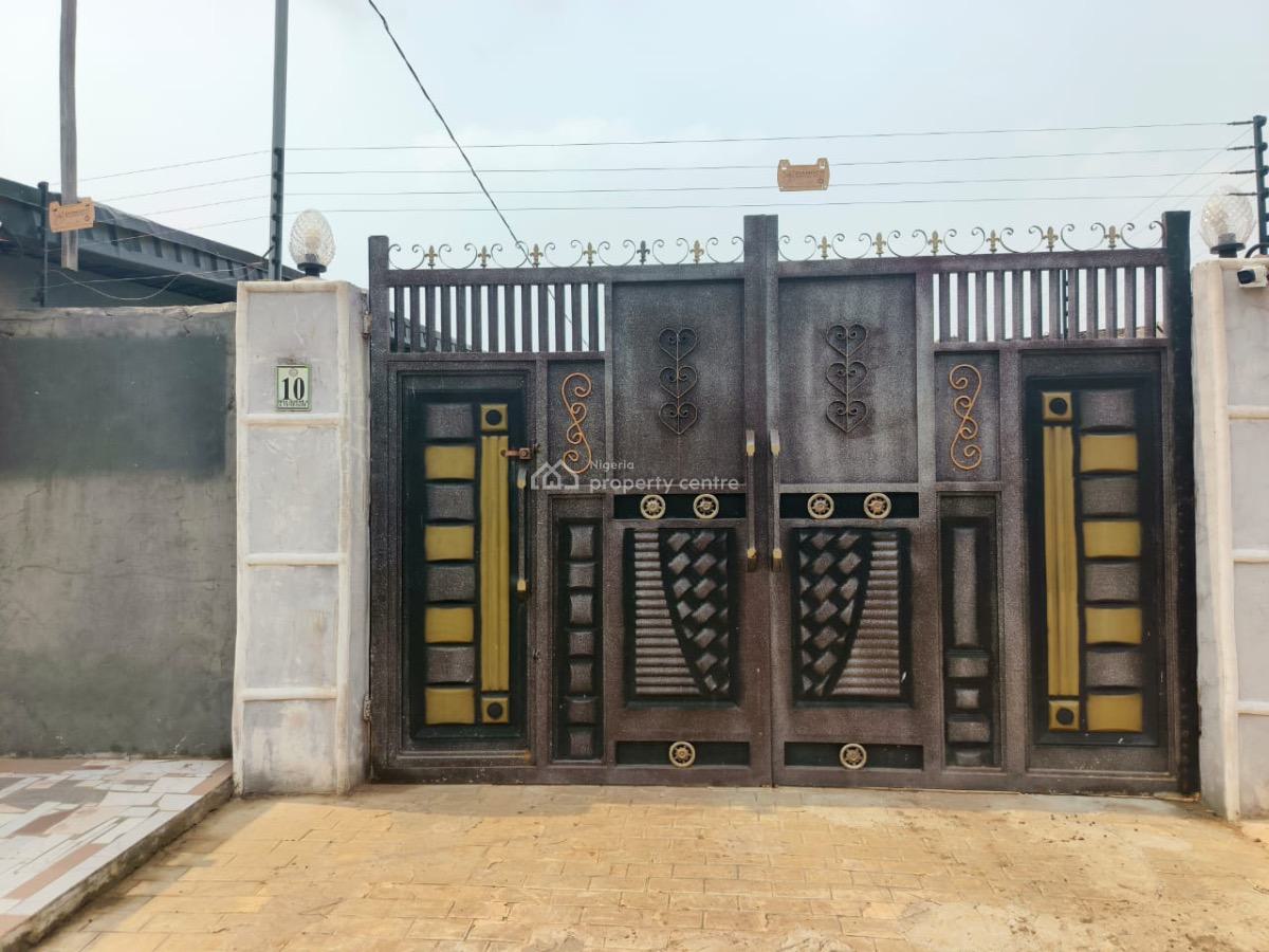 Relatively Newly Built 3 Bedroom Detached Bungalow with Bq & Shops, Ikorodu, Lagos, Detached Bungalow for Sale