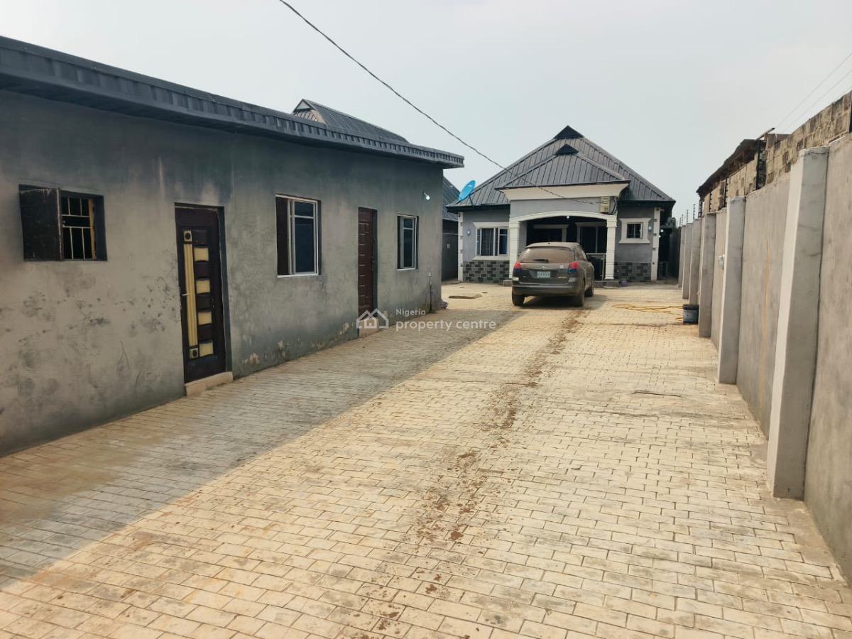 Relatively Newly Built 3 Bedroom Detached Bungalow with Bq & Shops, Ikorodu, Lagos, Detached Bungalow for Sale