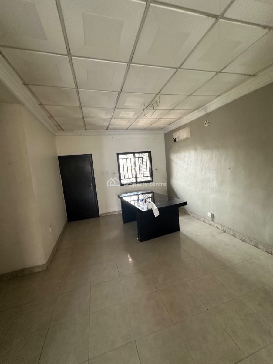 Decent and Spacious 3 Bedroom Apartment, Parkview Estate, Ikoyi, Lagos, Flat / Apartment for Rent