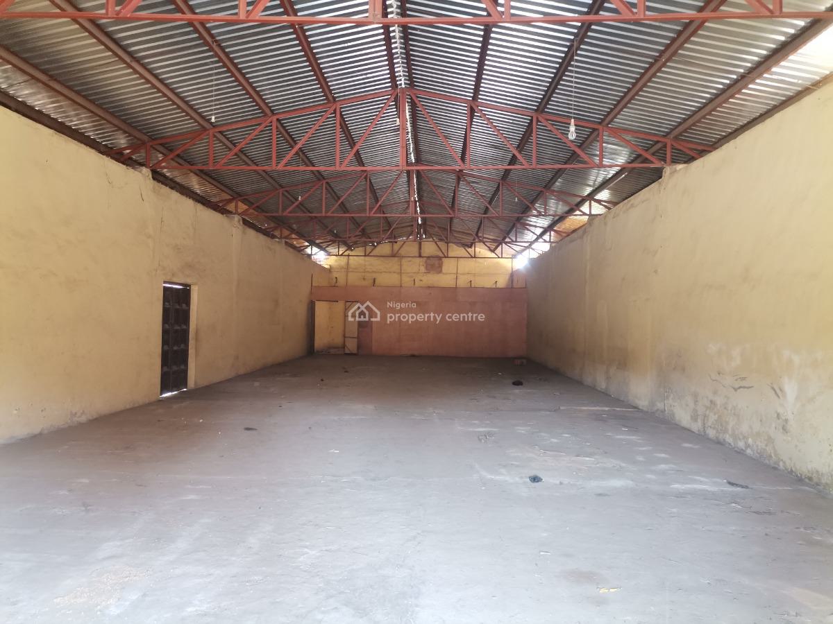 Spacious and Sound Warehouse of 300+sqm with Requisite Facilities, Oke Ado, Ibadan, Oyo, Warehouse for Rent