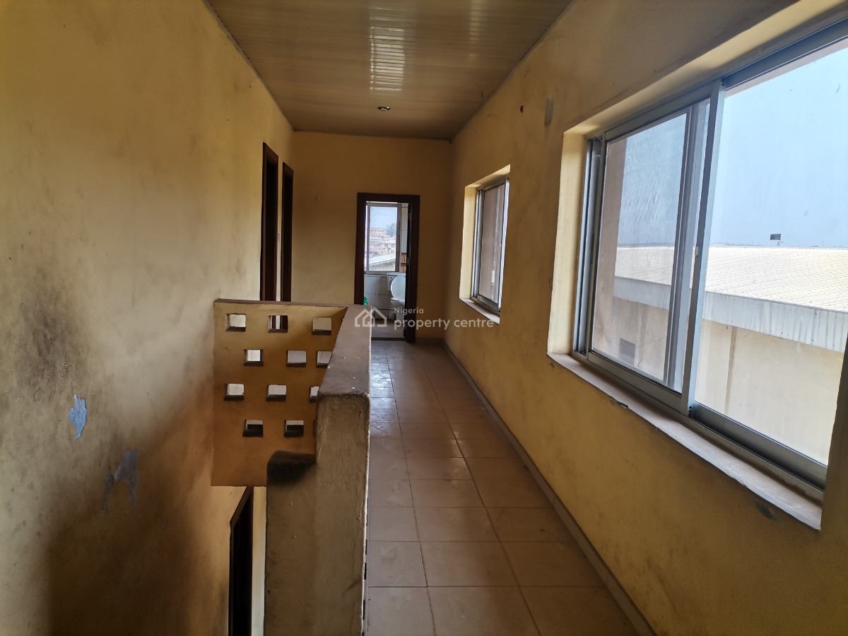 Spacious and Sound Warehouse of 300+sqm with Requisite Facilities, Oke Ado, Ibadan, Oyo, Warehouse for Rent