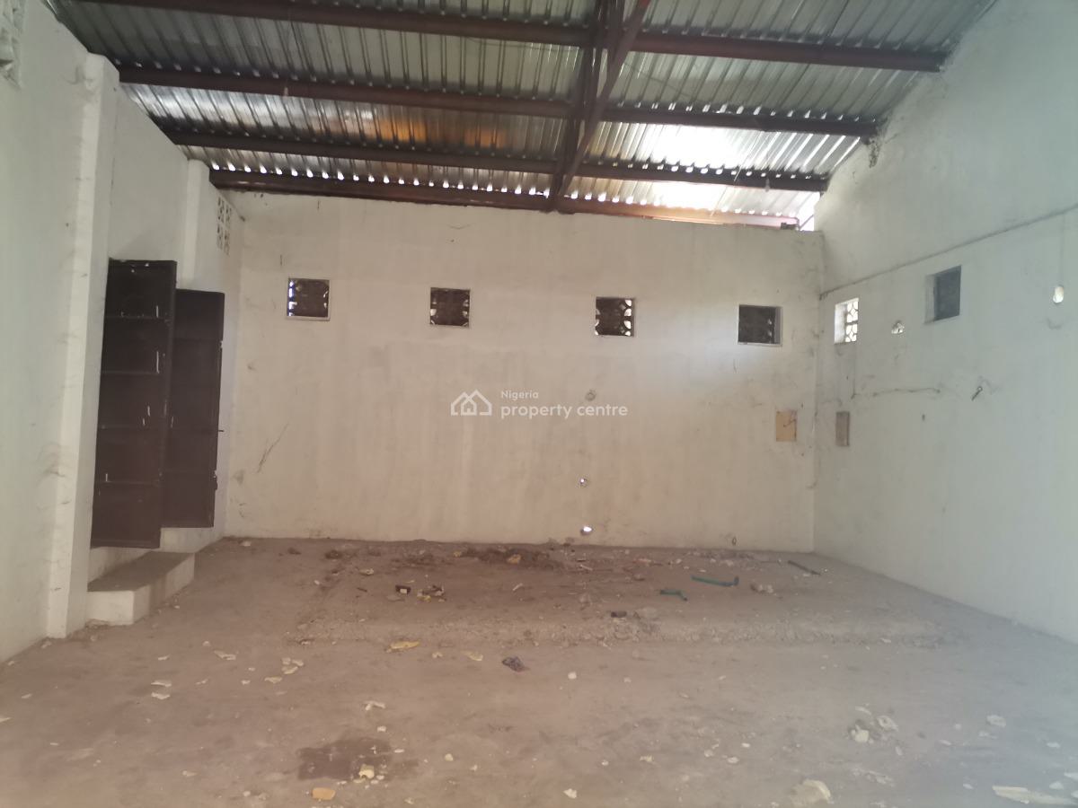 Spacious and Sound Warehouse of 300+sqm with Requisite Facilities, Oke Ado, Ibadan, Oyo, Warehouse for Rent