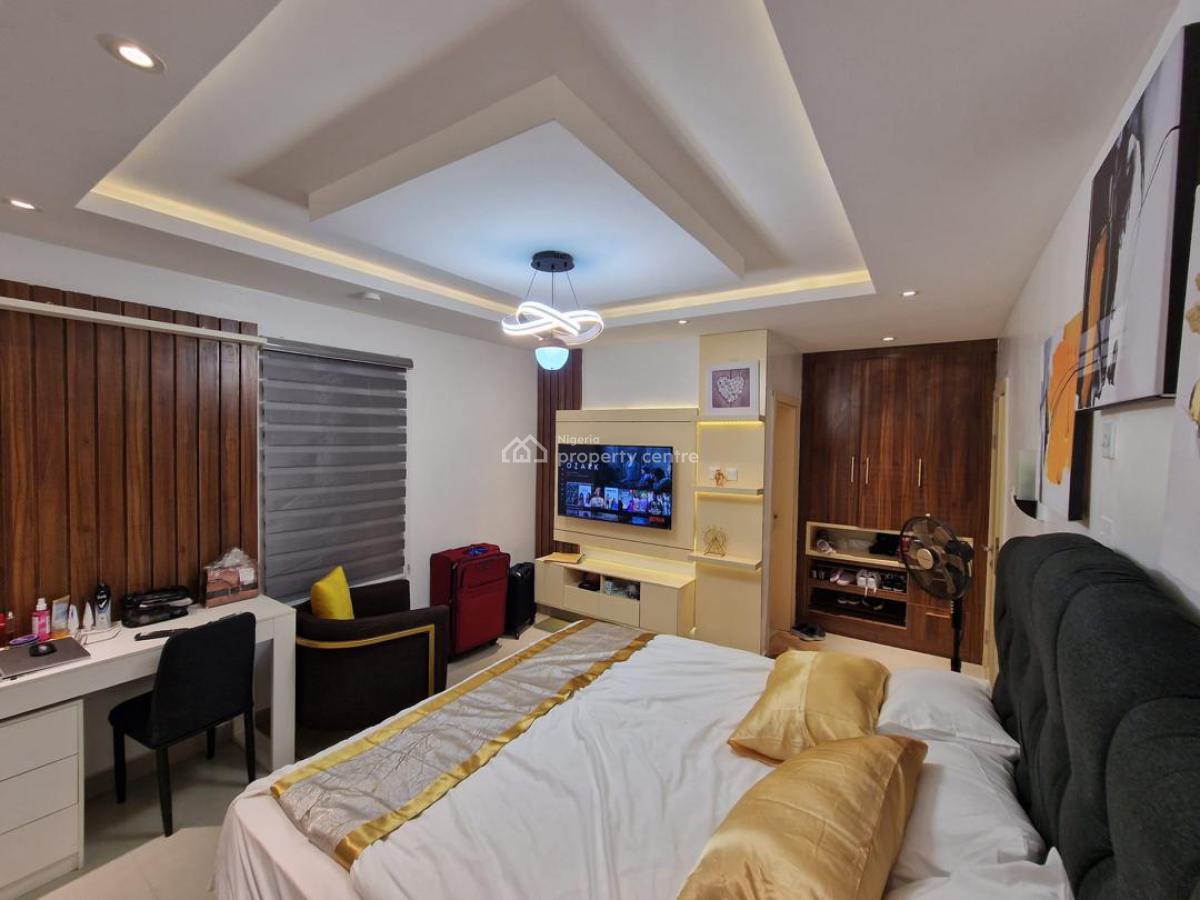 Cozy 3 Bedrooms Apartment, Mende, Maryland, Lagos, Flat / Apartment Short Let