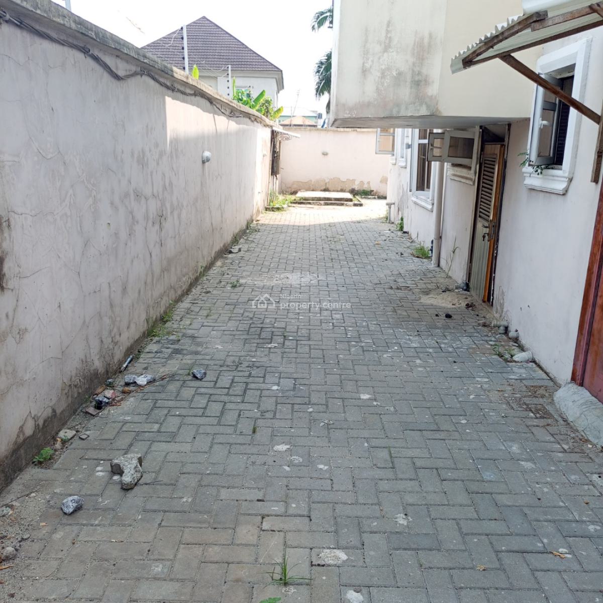 Self Contain, Lekki Scheme 2 Off Abraham Adesanya Estate, Ajah, Lagos, Self Contain (single Rooms) for Rent