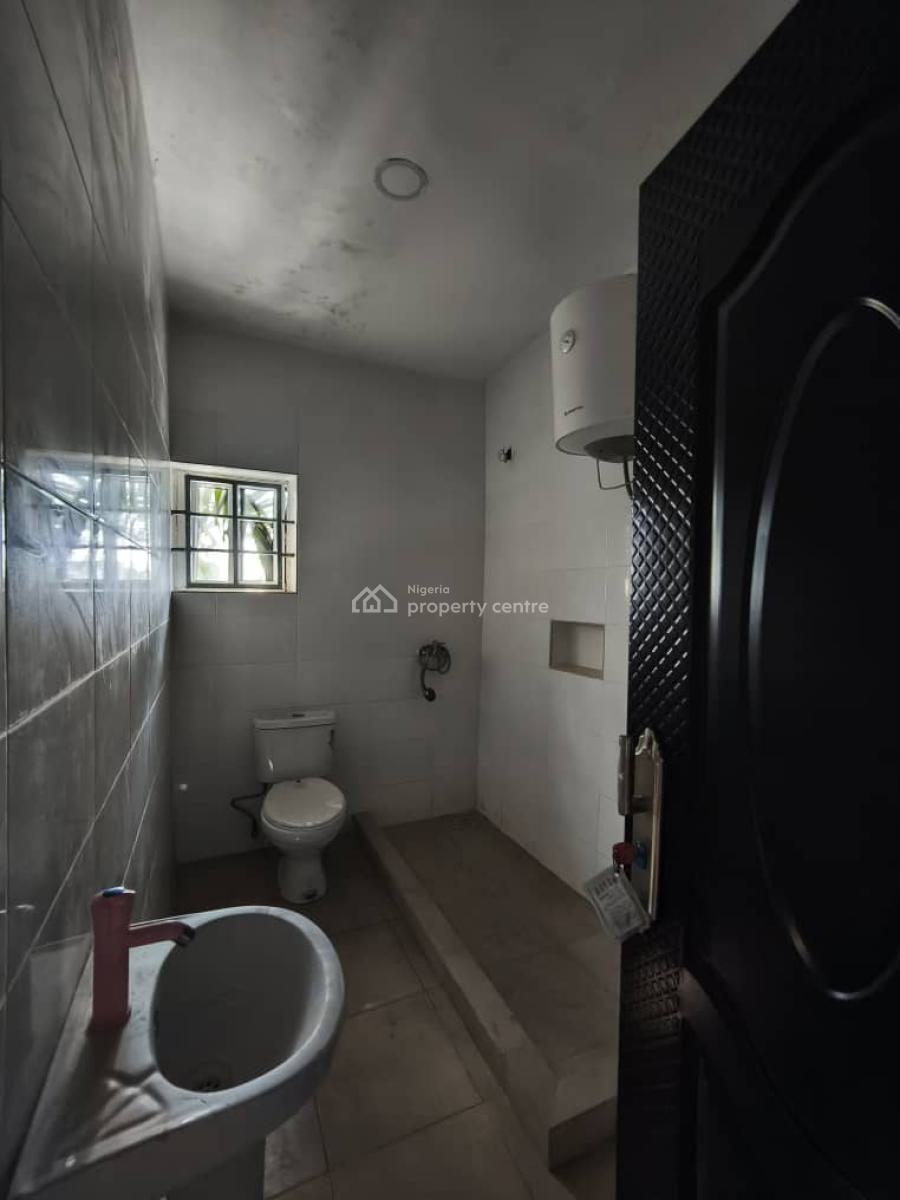 Well Maintained 4 Bedroom Semi Detached Duplex with Bq, Alpha Beach Road /new Road Chevron Roundabout Axis, Lekki, Lagos, Semi-detached Duplex for Rent