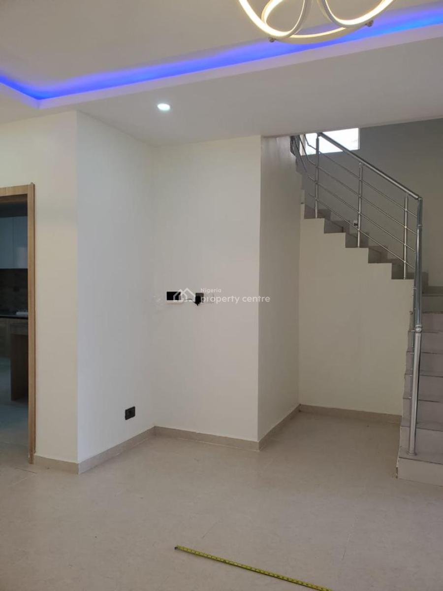 Luxury Serviced 3 Bedroom Terrace in an Estate, Victoria Bay 3 Estate, Ikate Elegushi, Lekki, Lagos, Terraced Duplex for Rent