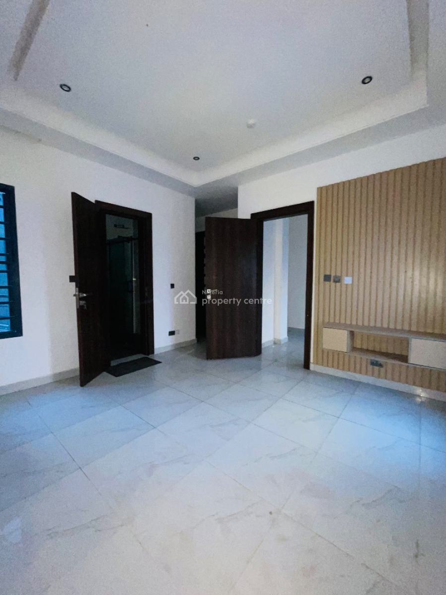 Spacious 4 Bedroom Duplex with Bq, Ologolo, Lekki, Lagos, Terraced Duplex for Rent