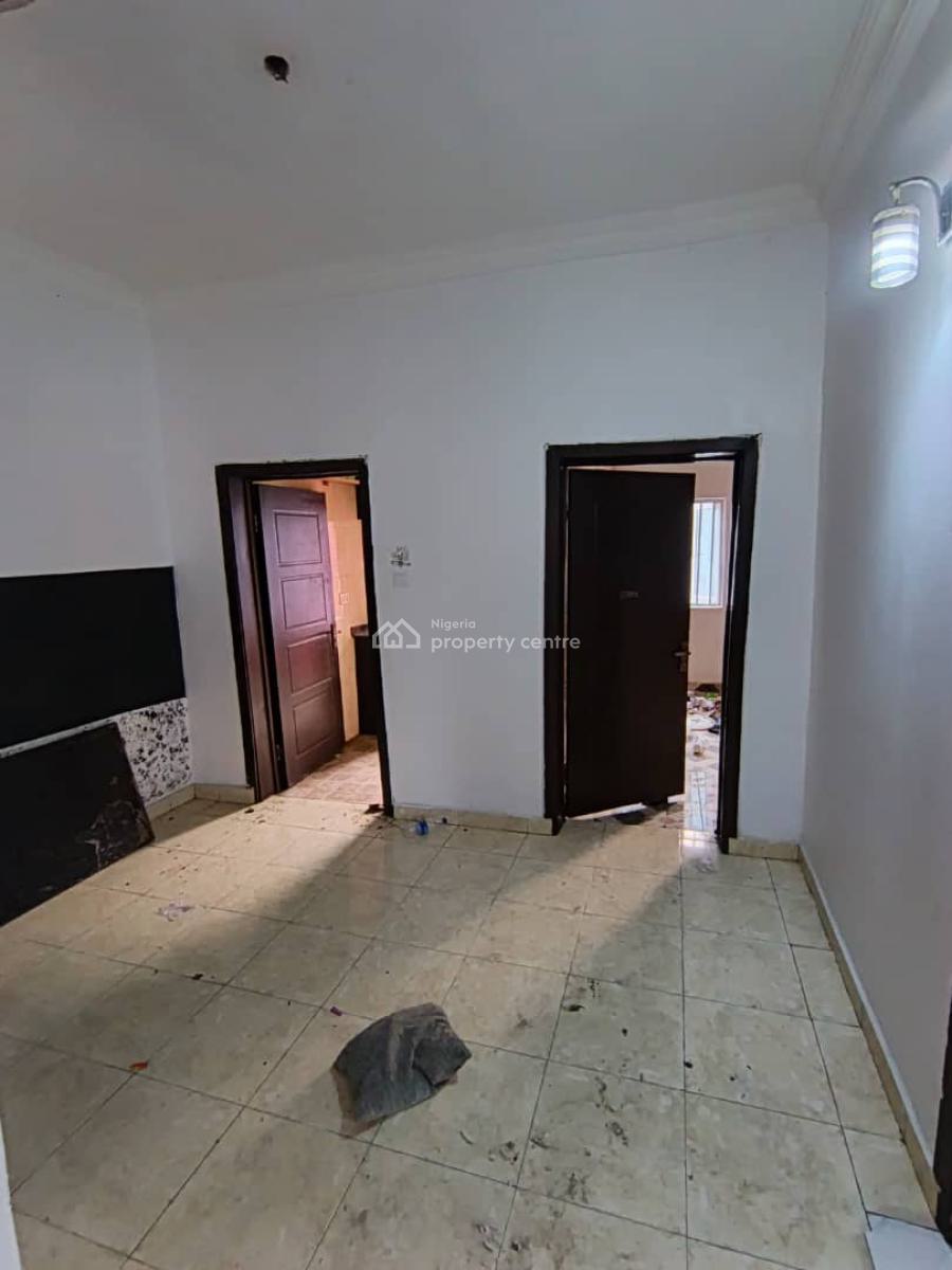 Clean 2bedroom Flat with Modern Facilities Upstairs in Secured Estate, at Majek After Sangotedo Lekki, Sangotedo, Ajah, Lagos, Flat / Apartment for Rent