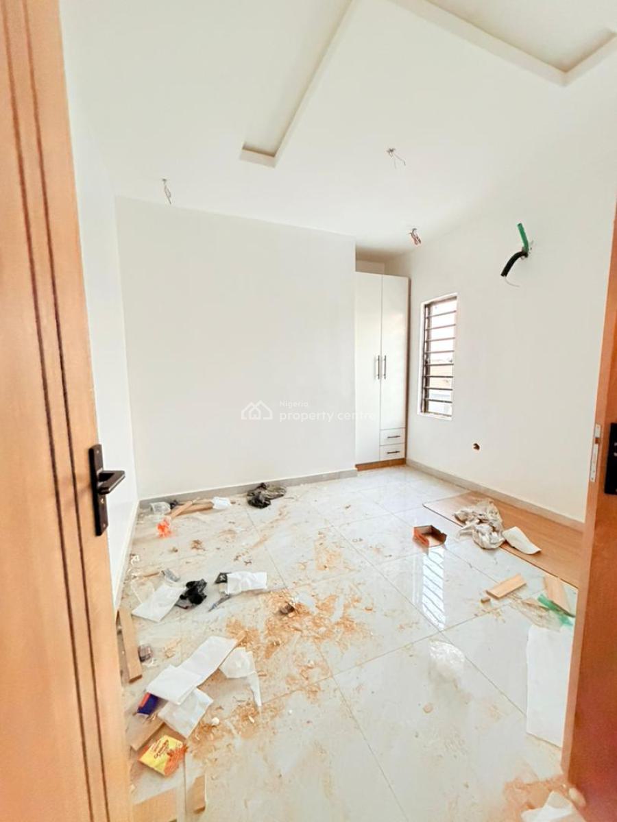 Luxury 3 Bedroom Apartment in a Secured Neighborhood, Maryland, Lagos, Block of Flats for Sale