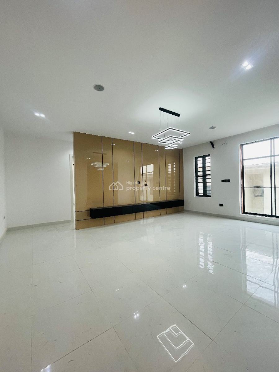 Luxury 2 Bedroom Apartment with Parking Space, Ologolo, Ologolo, Lekki, Lagos, Flat / Apartment for Sale