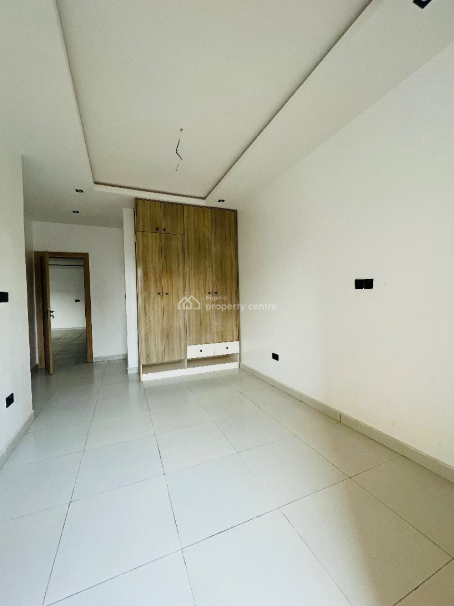 Luxury 2 Bedroom Apartment with Pool, Gym and Elevator, Ologolo Road, Ologolo, Lekki, Lagos, Flat / Apartment for Sale