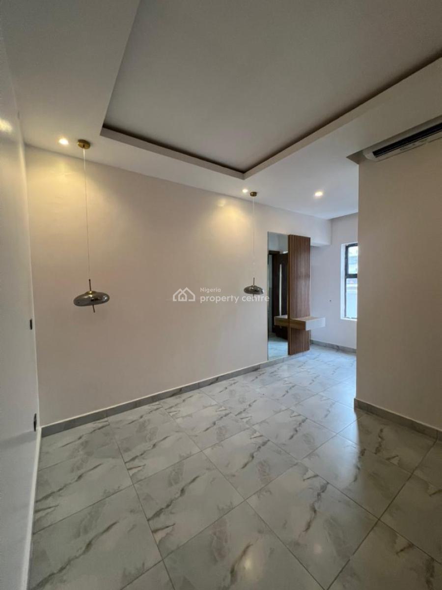 Luxury 2 Bedroom Maisonette Apartment with Pool and Gym, Lekki Phase 1, Lekki, Lagos, Flat / Apartment for Rent