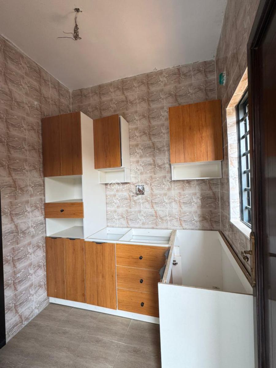 Excellently Built 2 Bedroom Apartment in a Secured Area, Gbagada, Lagos, Flat / Apartment for Sale