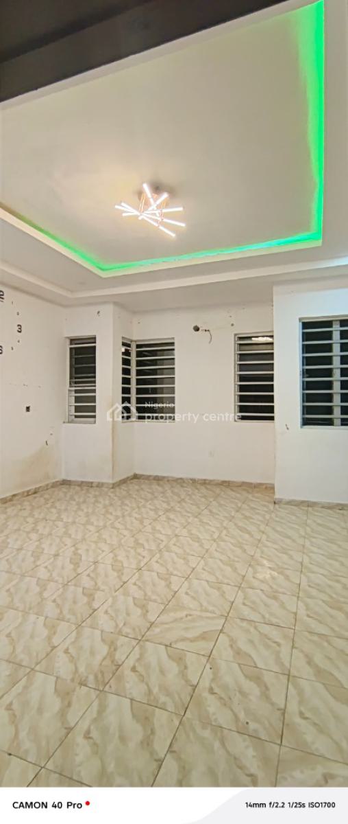 Converted Master Bedroom Mini Flat, Beach View Estate, Lekki, Lagos, Mini Flat (room and Parlour) for Rent