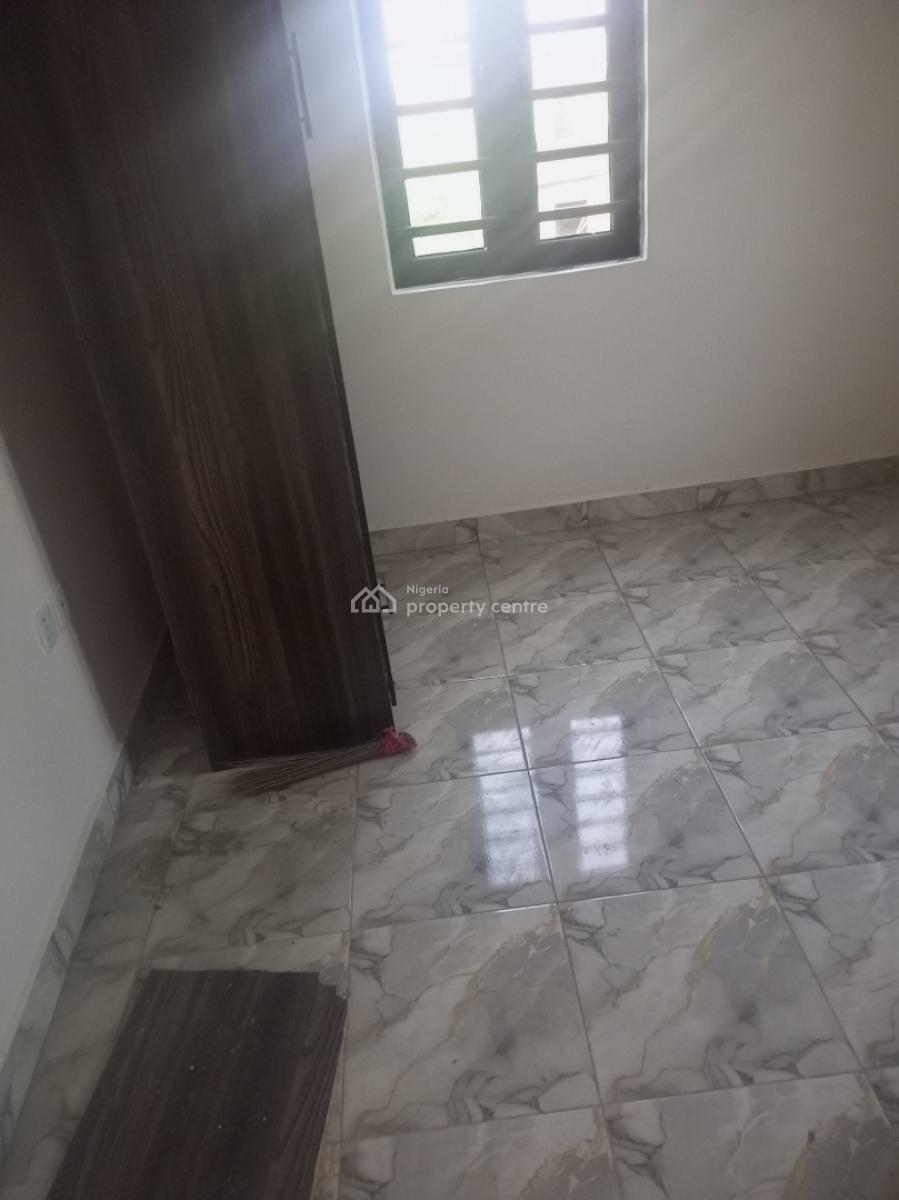 2 Bedroom Flat, 23 Alashela Road Off Ashela Estate, Ogombo, Ajah, Lagos, Flat / Apartment for Rent