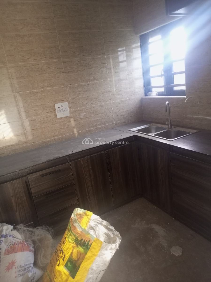 2 Bedroom Flat, 23 Alashela Road Off Ashela Estate, Ogombo, Ajah, Lagos, Flat / Apartment for Rent
