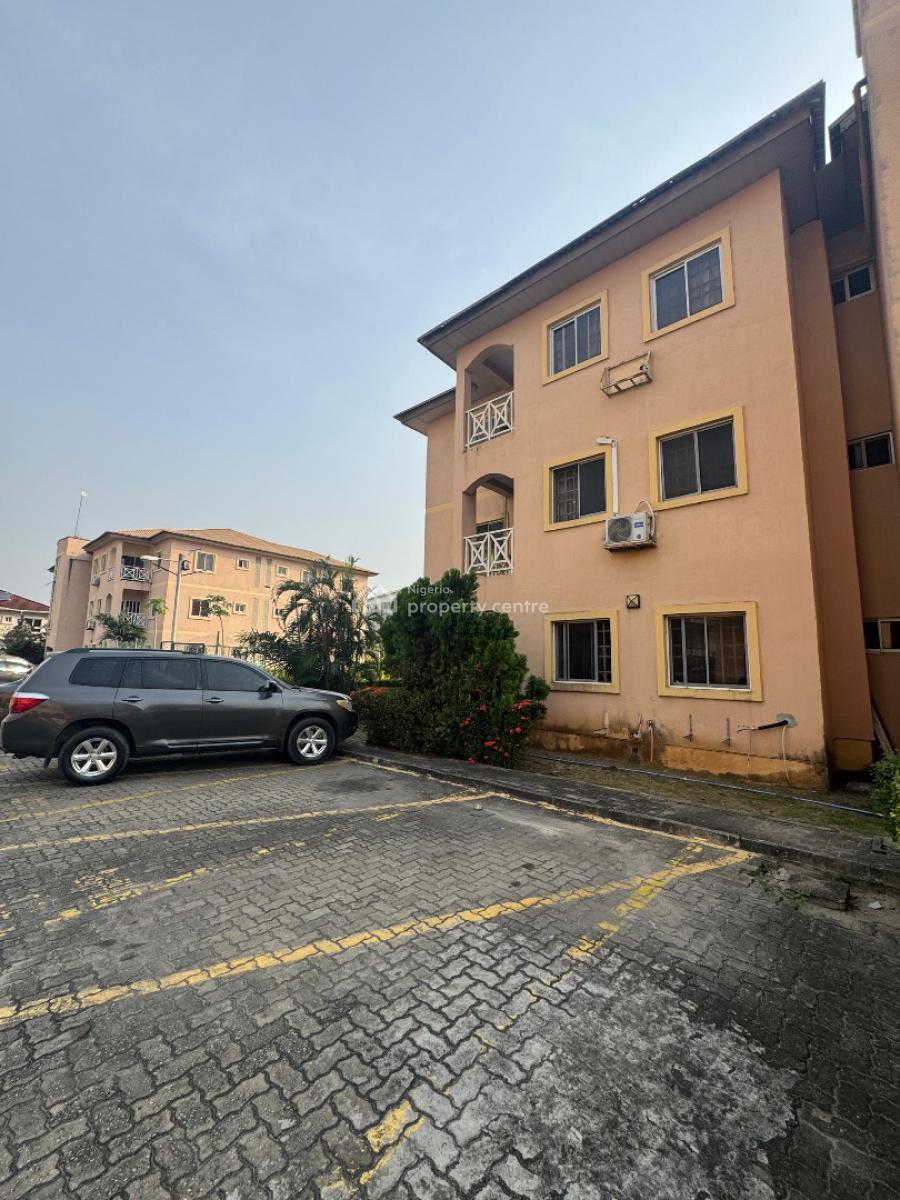 3 Bedroom Serviced Apartment, Victory Park Estate, Osapa, Lekki, Lagos, Flat / Apartment for Sale