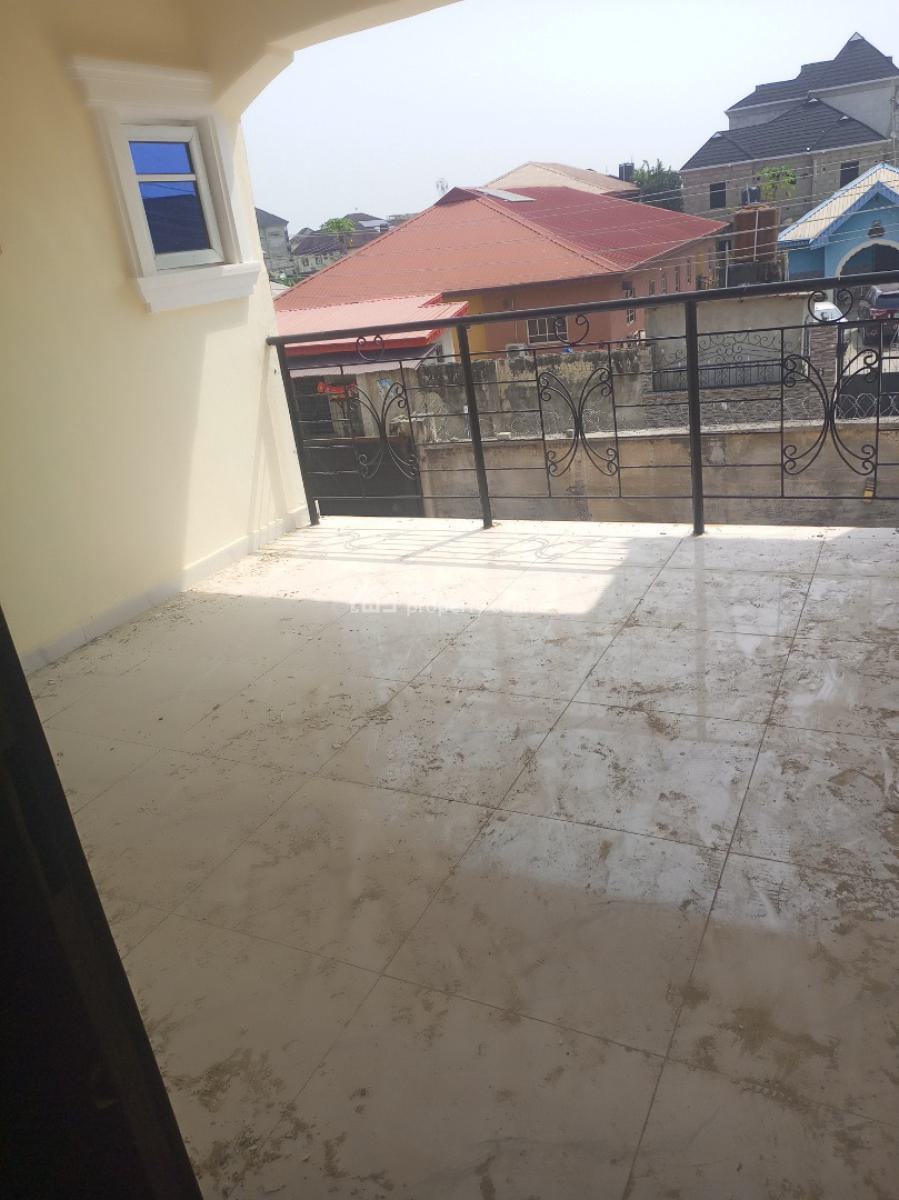 3 Bedroom Flat Available, 45 Kesinro Street Muniru Estate Ogombo Road, Ogombo, Ajah, Lagos, Flat / Apartment for Rent